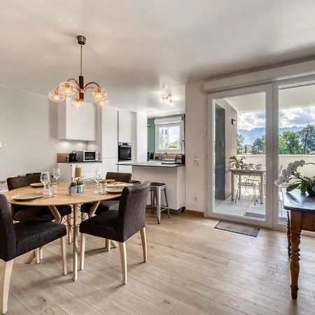 Apartment , Attique 79m2, Terrasse, 4pers